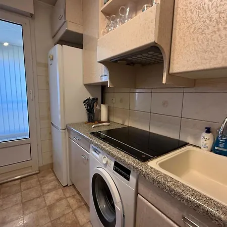 Διαμέρισμα With Balcony And Parking *
